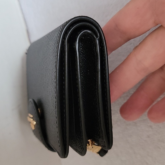 Coach black medium corner zip wallet - Picture 5 of 14